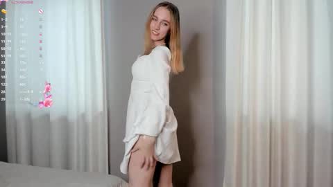 Emily online show from October 14, 8:48 am