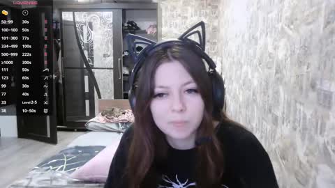 Alice online show from November 13, 8:35 am