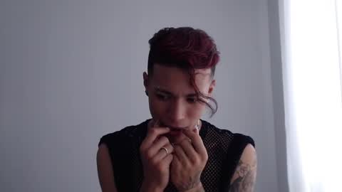 Snapshot of daxonreyy_ chatting on November 13, 6:07 pm Daxon online show from November 13, 6:07 pm