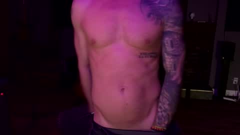 Snapshot of day__tripper chatting on February 19, 10:45 am day  tripper online show from February 19, 10:45 am