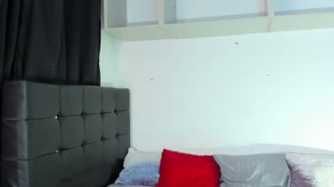 Snapshot of dayan_ross21 chatting on September 15, 11:49 pm dayana online show from September 15, 11:49 pm