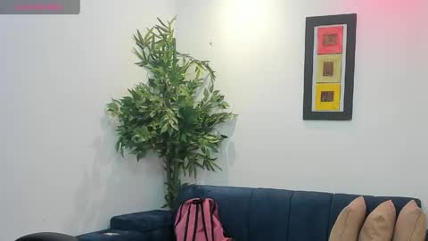 dayan_torres online show from May 6, 11:15 am