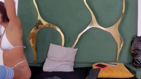 daylesandharry online show from December 17, 12:22 pm