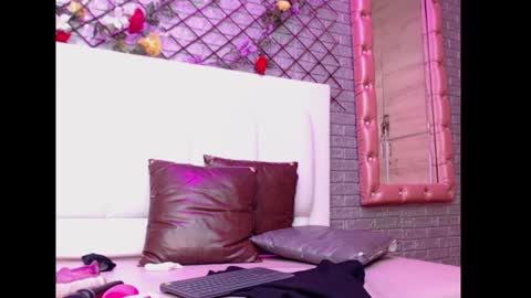 Dayse  online show from January 3, 3:44 pm