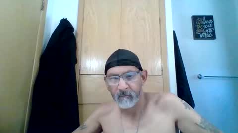 Snapshot of daytime_12 chatting on June 8, 2:06 pm daytime_12 online show from June 8, 2:06 pm