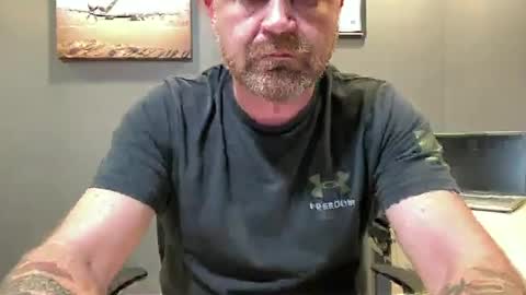 Snapshot of daytonhotwife chatting on July 28, 9:15 am bidl44256 online show from July 28, 9:15 am