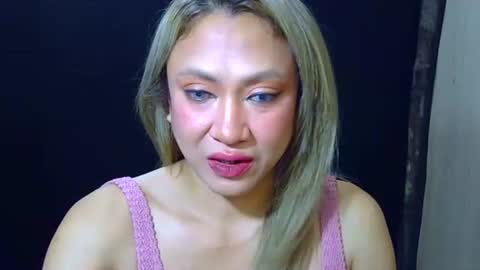 stephaniechim online show from April 13, 4:23 pm