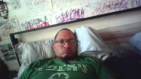 dbeamon92 online show from April 17, 1:36 pm