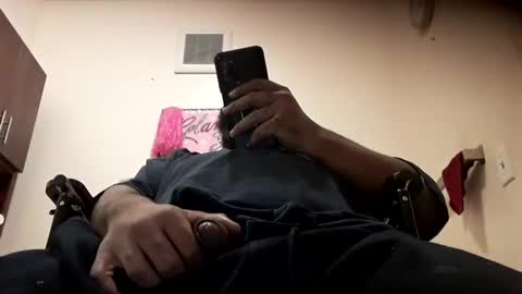 Snapshot of dbras_19 chatting on November 7, 11:43 am dbras 19 online show from November 7, 11:43 am