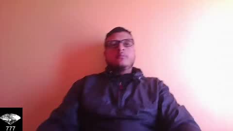 dc333777 online show from April 22, 6:20 pm