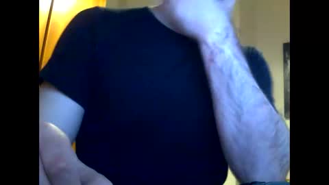 Snapshot of dcs83 chatting on January 18, 3:38 pm dcs83 online show from January 18, 3:38 pm