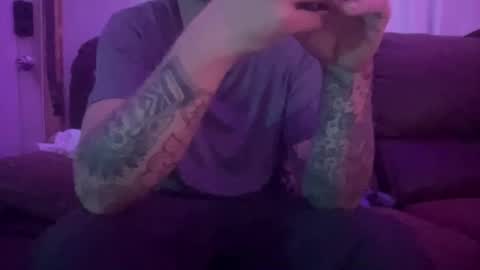 Snapshot of dcwells1992 chatting on October 28, 10:08 am dcwells1992 online show from October 28, 10:08 am