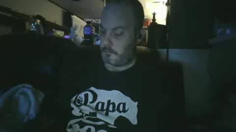 Snapshot of ddboobman chatting on November 5, 1:33 pm want girl to play with me online show from November 5, 1:33 pm