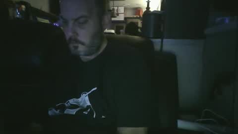 Snapshot of ddboobman chatting on November 8, 8:14 am want girl to play with me online show from November 8, 8:14 am