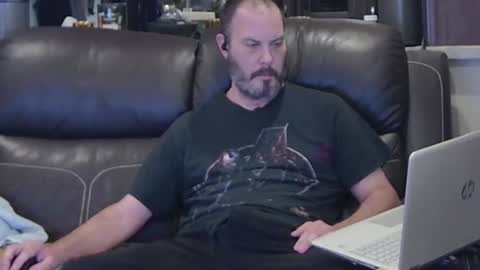 Snapshot of ddboobman chatting on November 23, 6:30 pm want girl to play with me online show from November 23, 6:30 pm