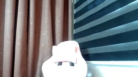 Angel online show from October 25, 11:43 pm