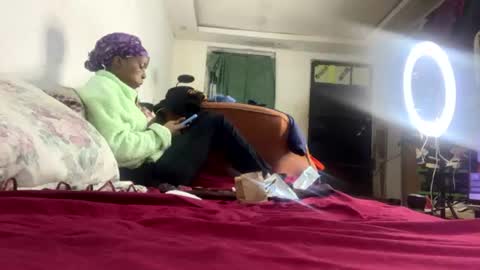 de_maskedcouple online show from July 12, 1:40 am