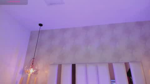 dea_athenea online show from September 15, 8:09 pm