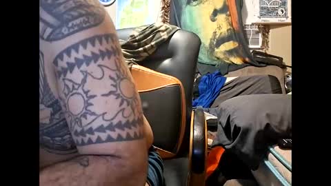 deadbirdink8o8 online show from February 2, 12:04 pm