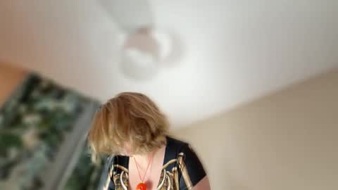 DEAF Zoe and NaughtiestGal Misty online show from October 31, 7:26 pm