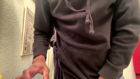 Snapshot of dealwithit805747 chatting on January 19, 4:54 am dealwithit805747 online show from January 19, 4:54 am