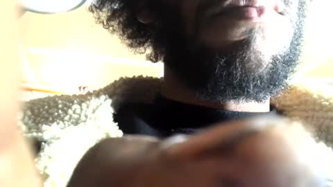 Snapshot of dealwithit805747 chatting on March 3, 9:11 am dealwithit805747 online show from March 3, 9:11 am