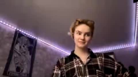 Sabrine online show from January 15, 1:48 pm