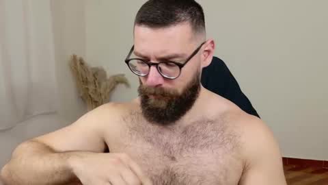 Dean online show from November 11, 8:31 pm