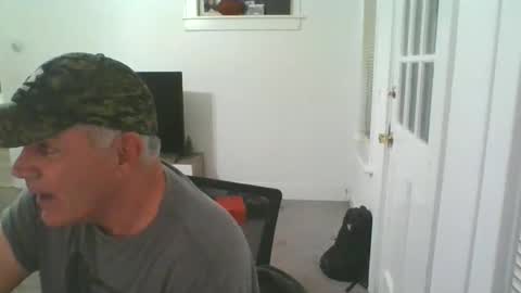 Deano DILF online show from December 28, 3:58 am