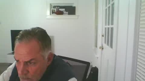 Deano DILF online show from January 1, 5:11 am