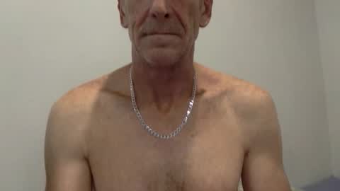 deanofflove221000 online show from March 23, 3:10 am