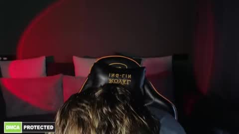 Snapshot of dear_kirill chatting on April 15, 11:50 am dear kirill online show from April 15, 11:50 am