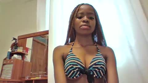 Snapshot of dearygirl chatting on February 16, 4:20 am lilian online show from February 16, 4:20 am