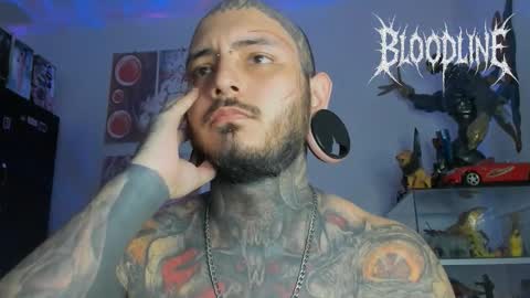 Snapshot of death_ink666 chatting on December 13, 7:53 pm online show from December 13, 7:53 pm