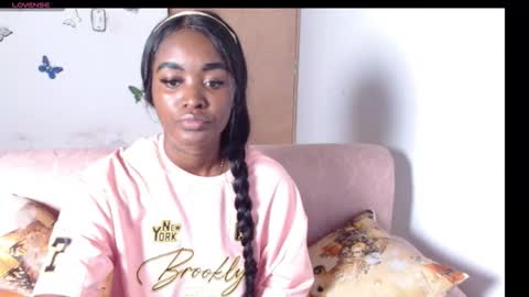 debayo online show from January 11, 3:17 pm