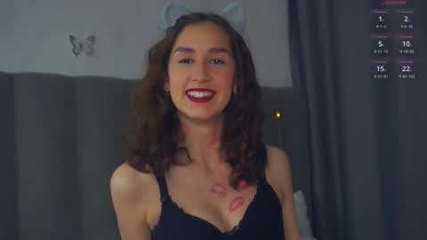 Snapshot of debbibelgard chatting on September 25, 7:17 pm Belga online show from September 25, 7:17 pm