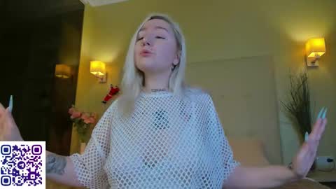 Debbie Mon Tue Fri Sun Sat GMT 3 1000am - 0400pm  online show from January 7, 5:26 pm