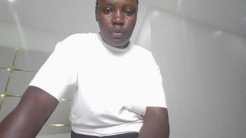 Snapshot of debby434700 chatting on February 14, 7:54 pm debbie online show from February 14, 7:54 pm