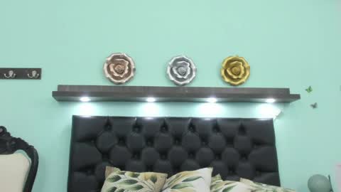 Snapshot of debora_rose18 chatting on April 9, 12:10 am debora_rose18 online show from April 9, 12:10 am