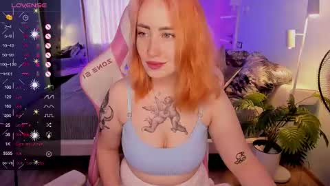 Snapshot of deborah_moore chatting on June 29, 2:07 am Debora online show from June 29, 2:07 am