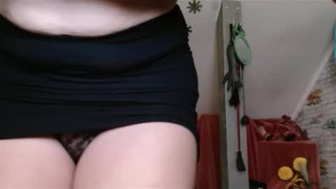 DebraMilf online show from February 3, 5:40 am