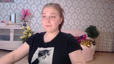 debramust online show from December 28, 7:11 pm