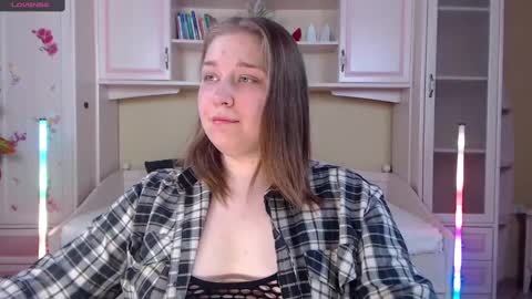 debramust online show from January 14, 7:53 pm