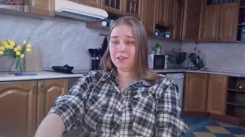 debramust online show from February 26, 7:49 pm