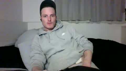 Dee4dayz online show from April 21, 4:08 am