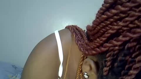 deechic_2 online show from January 14, 8:36 pm