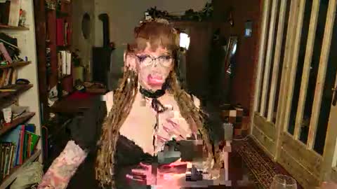 Deeliah online show from May 16, 9:46 pm
