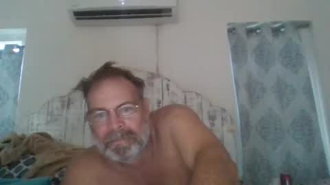 Snapshot of deepdiveme chatting on March 23, 4:44 pm deepdiveme online show from March 23, 4:44 pm