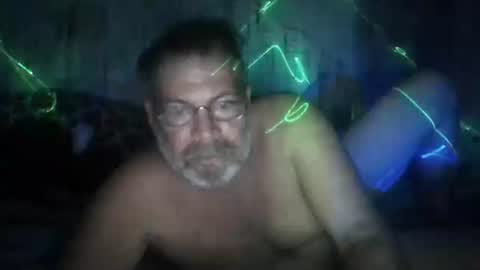 Snapshot of deepdiveme chatting on March 29, 12:54 am deepdiveme online show from March 29, 12:54 am