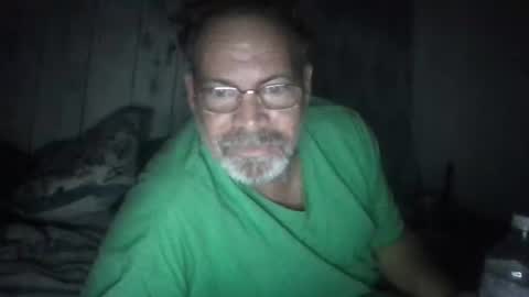 Snapshot of deepdiveme chatting on March 31, 4:35 am deepdiveme online show from March 31, 4:35 am